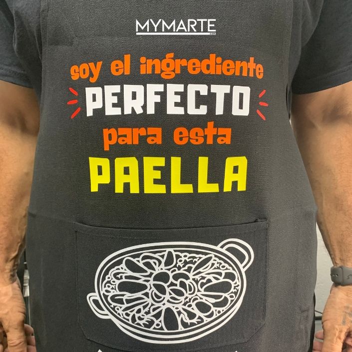 Delantal de cocina con bolsillos 1 Delantal de cocina con bolsillos MYMARTE